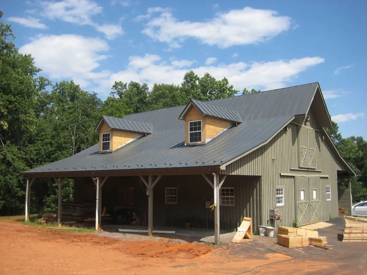 Expert Asphalt Roof Repair workmanship in Laurel Hill