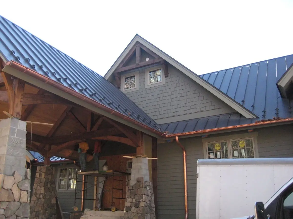 Craftsman Roofing team delivering quality roofing work in Laurel Hill